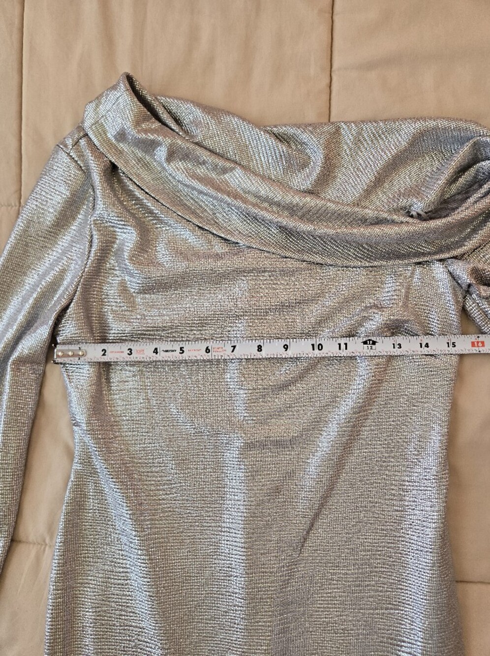NWT Lauren Ralph Lauren Silver Metallic Off-Shoulder Long Sleeve Cocktail Dress - Picture 13 of 14
